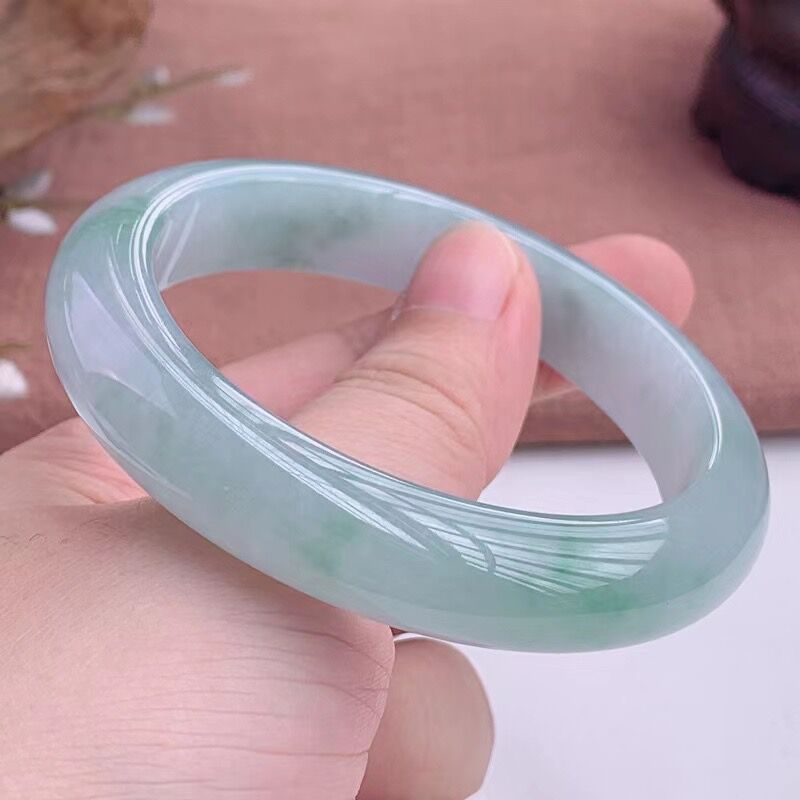 Brazalete de jadeíta de Myanma - Bracelets reseña y precio