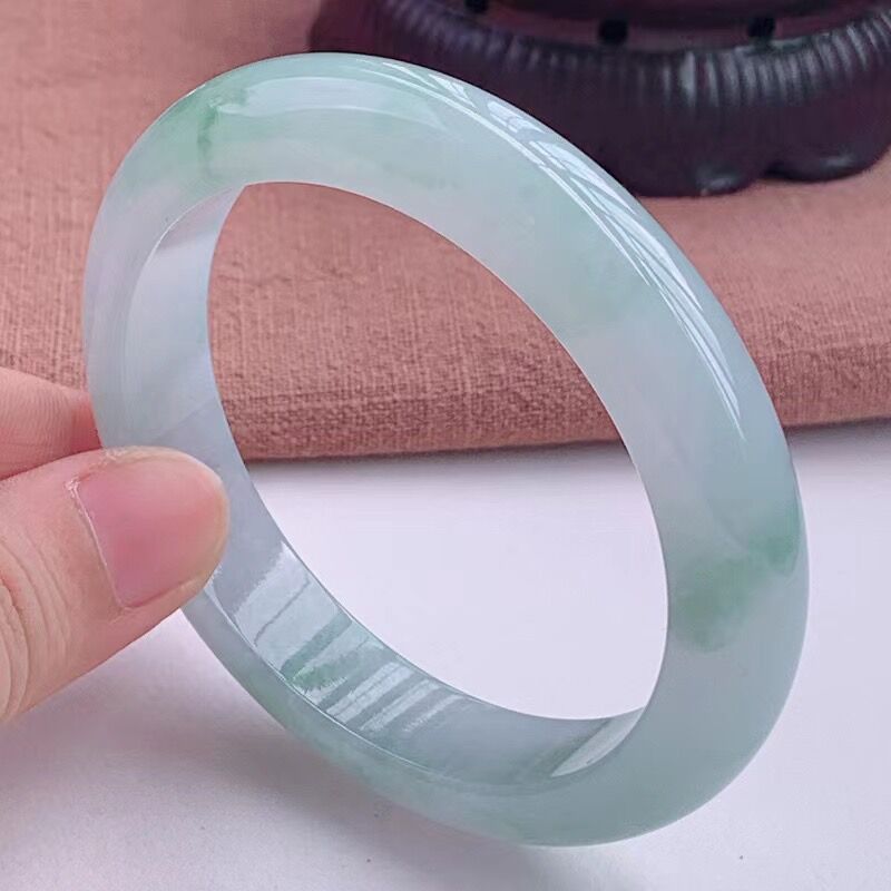 Brazalete de jadeíta de Myanma - Bracelets reseña y precio